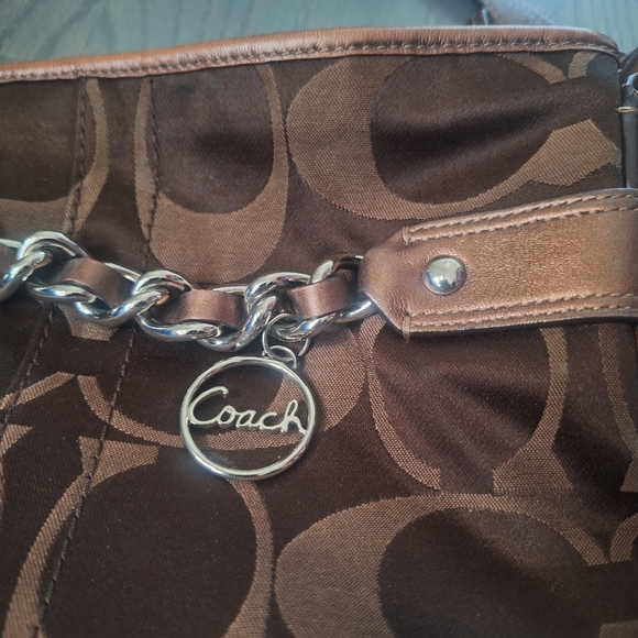 🤎Coach Signature Chain Duffle Handbag #F19730 - Picture 2 of 7